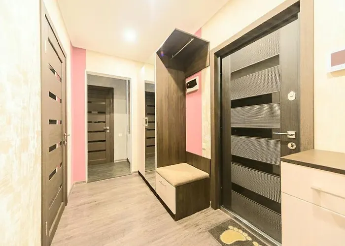 2 Rooms 75M2 Center Of Obolon Near River Side